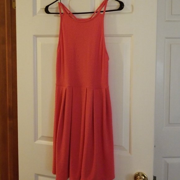 Pink party dress - Picture 1 of 4